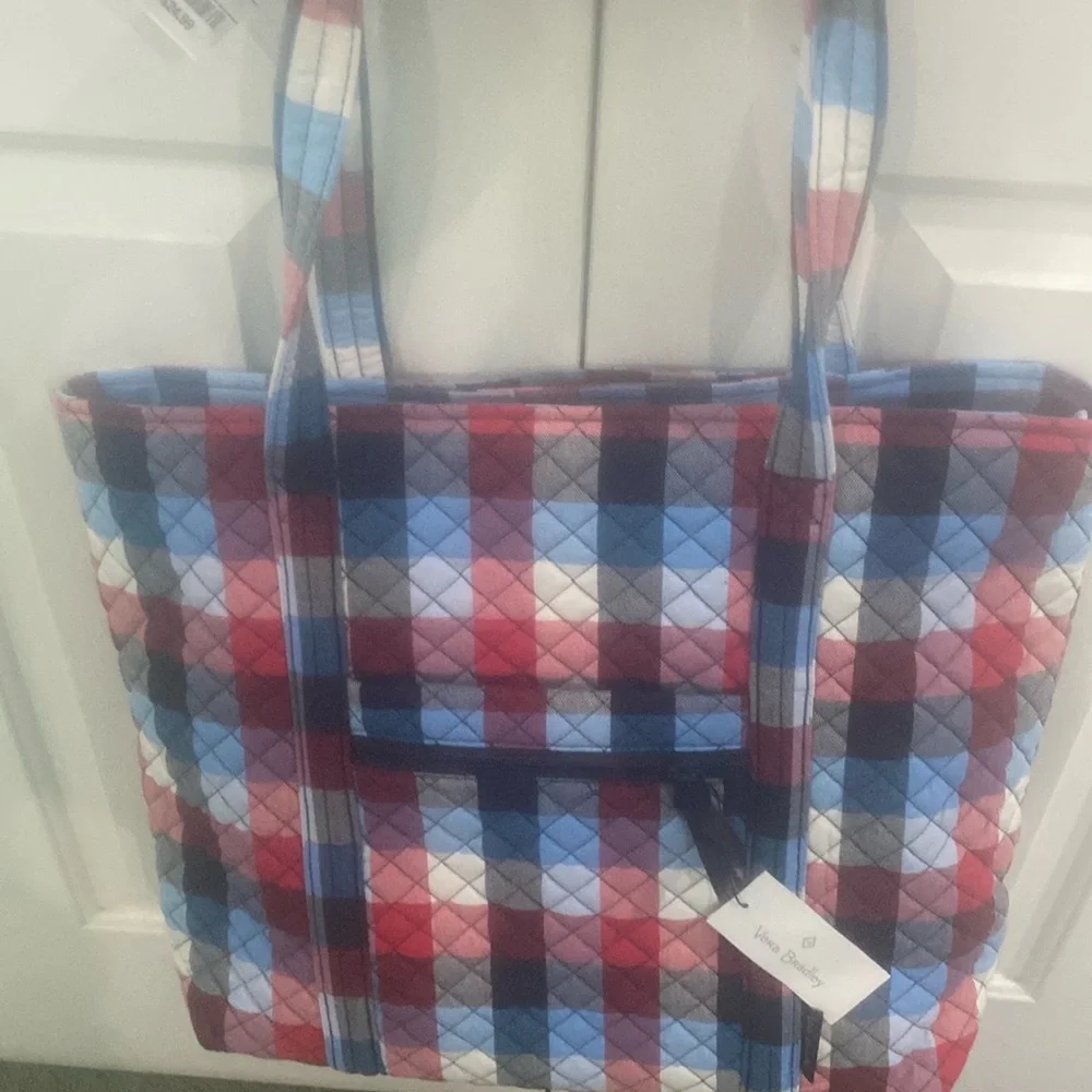 🆕💙❤️Vera Bradley, VERA TOTE “Patriotic Plaid”